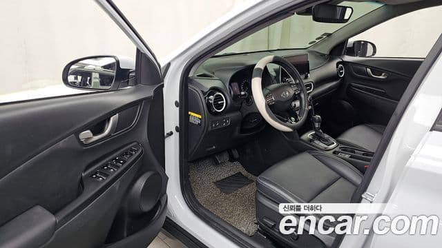 Hyundai Kona гибрид Special, 2020 10