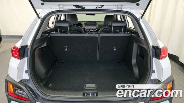 Hyundai Kona гибрид Special, 2020 20