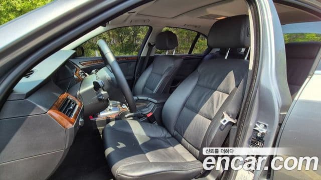 BMW 5시리즈 (E60) 528i седан, 2008 9