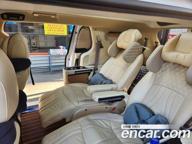 Kia Carnival 4세대 7인승 High Limousine(компания по спецнадстройкам), 2021 9