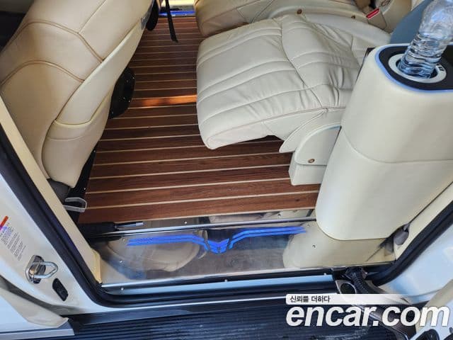 Kia Carnival 4세대 7인승 High Limousine(компания по спецнадстройкам), 2021 14