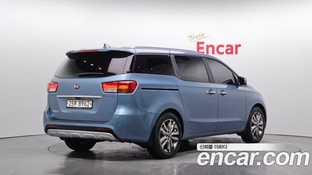Kia All New Carnival Prestige, 2015 2