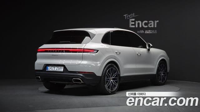 Porsche Cayenne (PO536), 2024 2