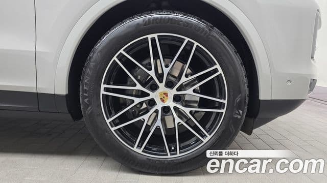 Porsche Cayenne (PO536), 2024 все фото