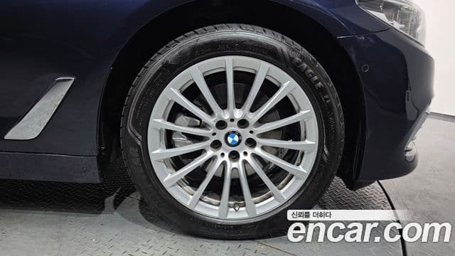 BMW 5시리즈 (G30) Luxury, 2020 все фото