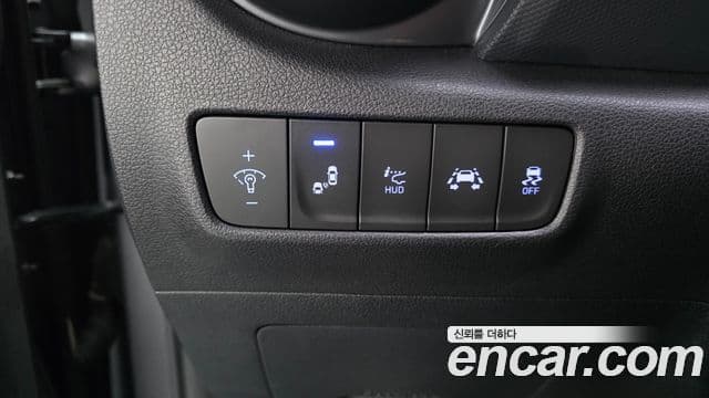 Hyundai Kona Iron Man Edition, 2019 17