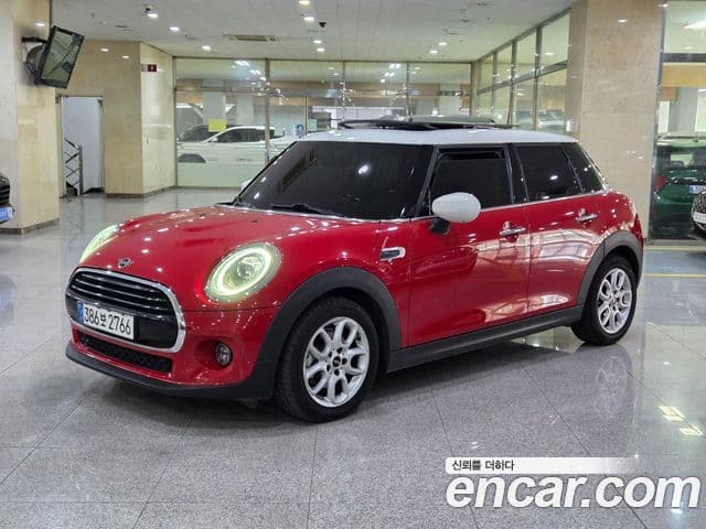 Mini Cooper 3세대, 2021 2
