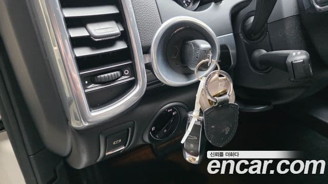 Porsche New Cayenne 958, 2012 17