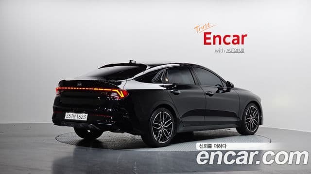 Kia K5 3세대 Signature, 2021 2