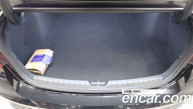 Kia K5 3세대 Signature, 2021 20