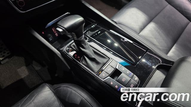 Kia All New K7 Noblesse, 2019 9