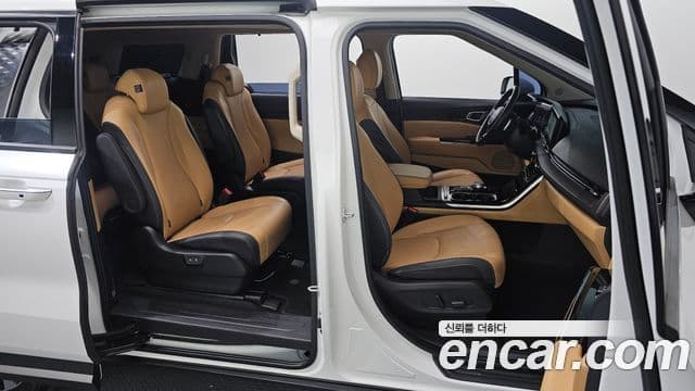 Kia Carnival 4세대 Signature, 2023 12