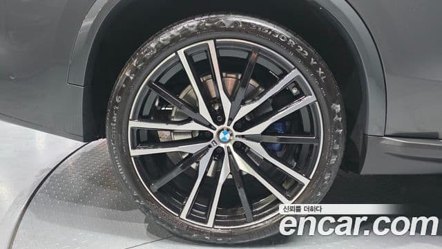 BMW X5 (G05) xDrive 40d M Sport онлайн Exclusive Edition, 2023 все фото