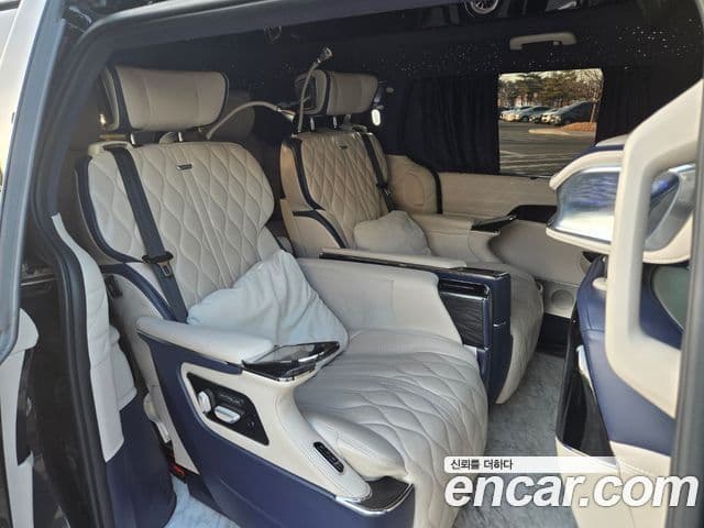 Kia Carnival 4세대 9인승 High Limousine(компания по спецнадстройкам), 2022 12