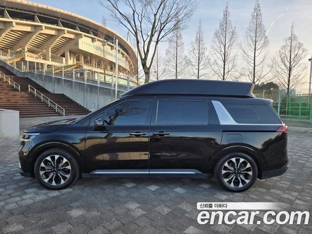 Kia Carnival 4세대 9인승 High Limousine(компания по спецнадстройкам), 2022 20