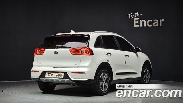 Kia Niro Prestige, 2017 2