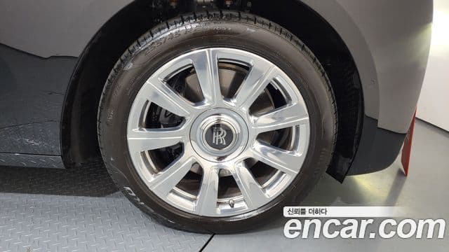 Rolls-Royce 고스트 2세대 6.7 EWB V12, 2024 все фото