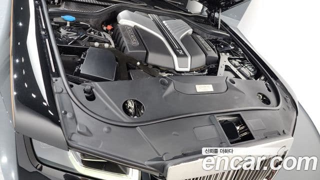 Rolls-Royce 고스트 2세대 6.7 EWB V12, 2024 6