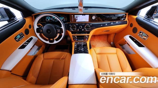 Rolls-Royce 고스트 2세대 6.7 EWB V12, 2024 7