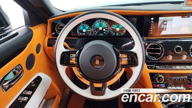 Rolls-Royce 고스트 2세대 6.7 EWB V12, 2024 13