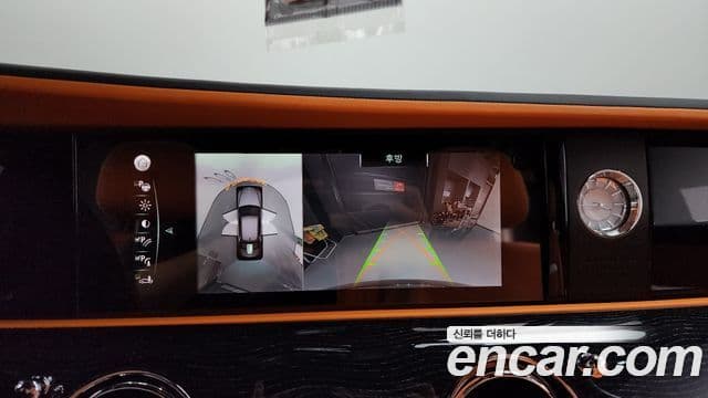 Rolls-Royce 고스트 2세대 6.7 EWB V12, 2024 15