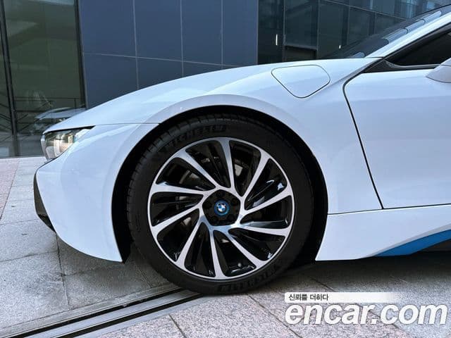 BMW i8 купе, 2016 20