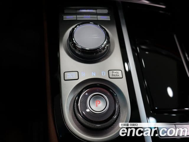 Genesis G80 (RG3) бензин 2.5 турбо AWD, 2024 13