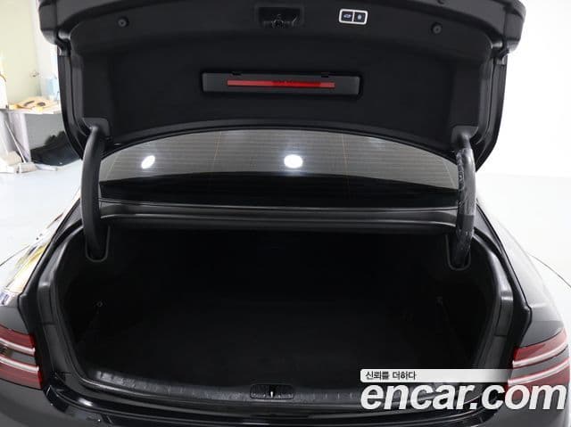 Genesis G80 (RG3) бензин 2.5 турбо AWD, 2024 18