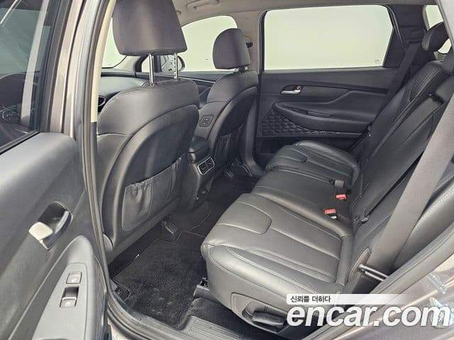 Hyundai The / новый New Santa Fe Exclusive, 2023 10