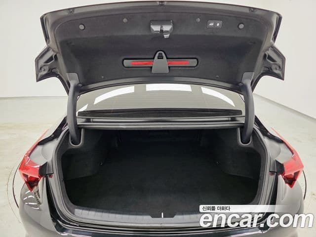 Kia K8 Signature, 2023 18