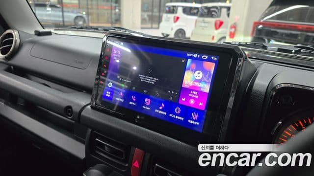 스즈키 짐니, 2025 13