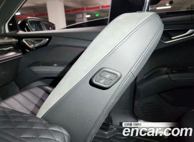 Audi Q4 e-Tron (F4), 2022 13