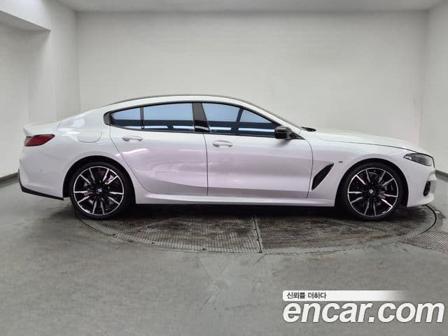 BMW 8시리즈 (G15) M850i xDrive Gran Coupe, 2025 все фото