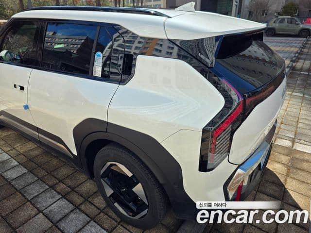 Kia EV3 Earth, 2026 7