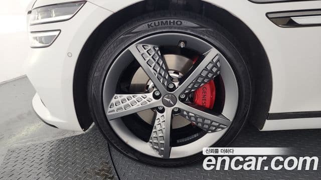 Genesis G80 (RG3) бензин 3.5 турбо AWD, 2022 все фото