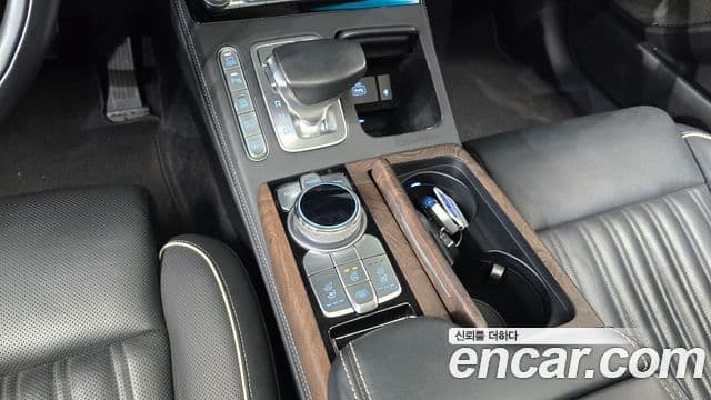 Genesis G90 Prestige, 2019 9