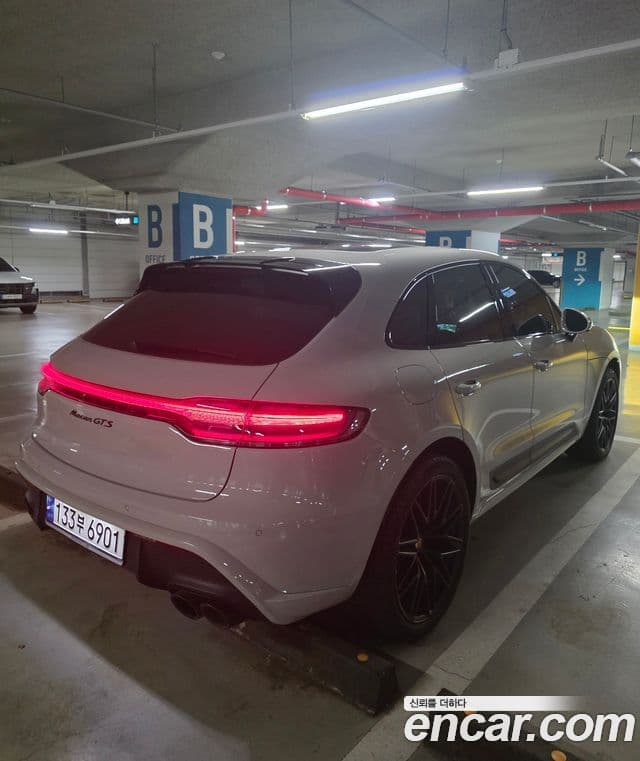 Porsche Macan 95B, 2023 2