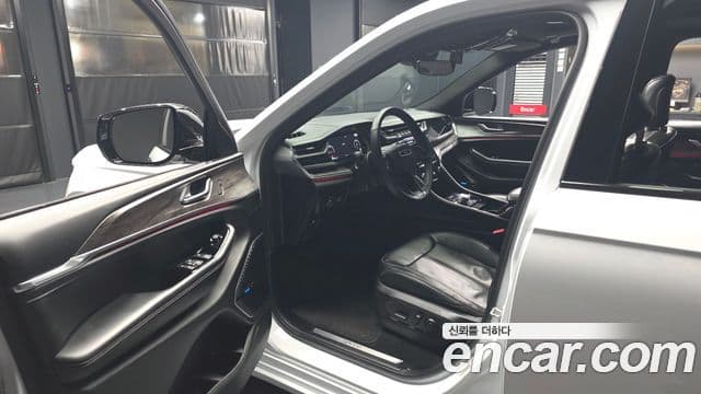 Jeep Grand Cherokee(WL) L 3.6 Overland, 2022 10