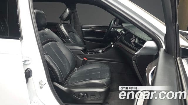 Jeep Grand Cherokee(WL) L 3.6 Overland, 2022 11