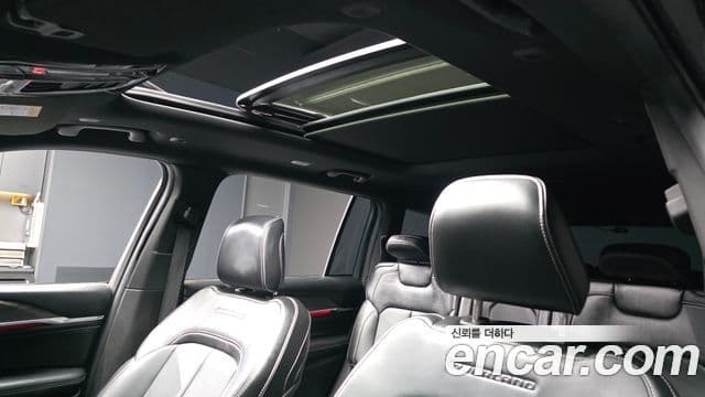 Jeep Grand Cherokee(WL) L 3.6 Overland, 2022 19