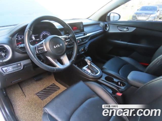 Kia The / новый New K3 2세대 Prestige, 2022 16