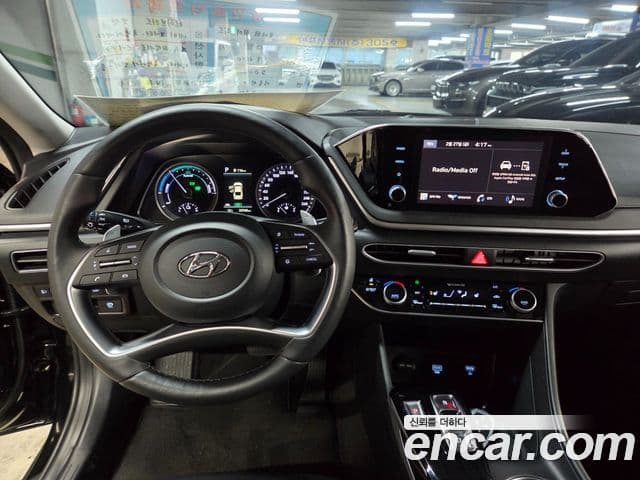 Hyundai Sonata гибрид (DN8) Modern, 2022 18