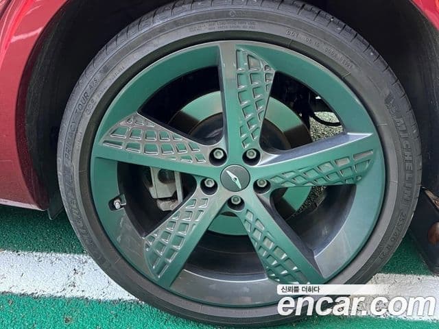 Genesis GV70, 2021 6