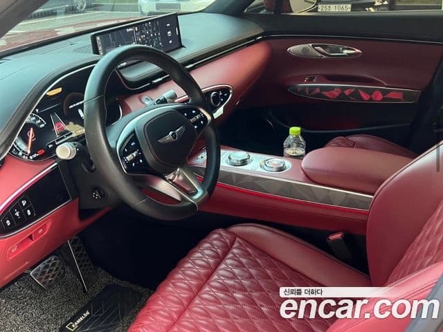 Genesis GV70, 2021 10