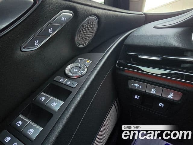 Genesis G80 (RG3) бензин 2.5 турбо AWD, 2024 9