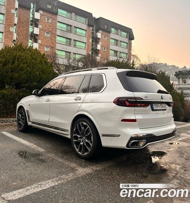 BMW X7 (G07) xDrive 40i M Sport 6인승, 2024 6