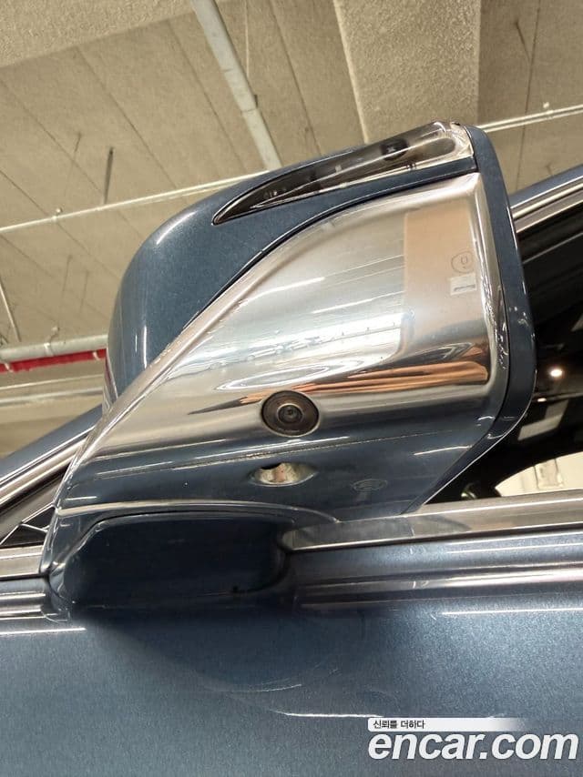 Lincoln Continental 10세대, 2019 12