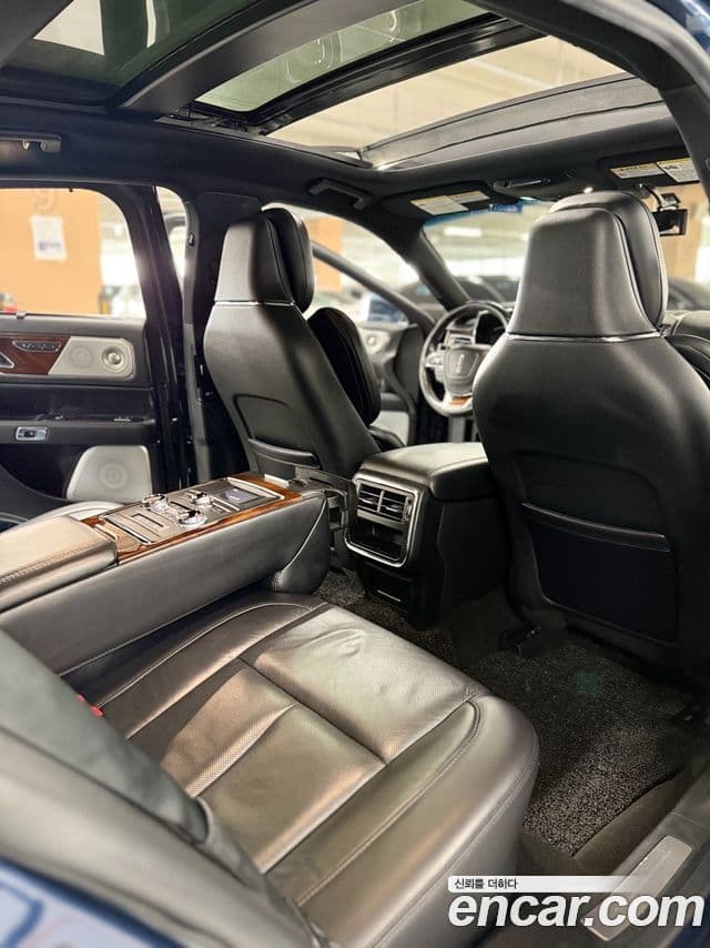 Lincoln Continental 10세대, 2019 16