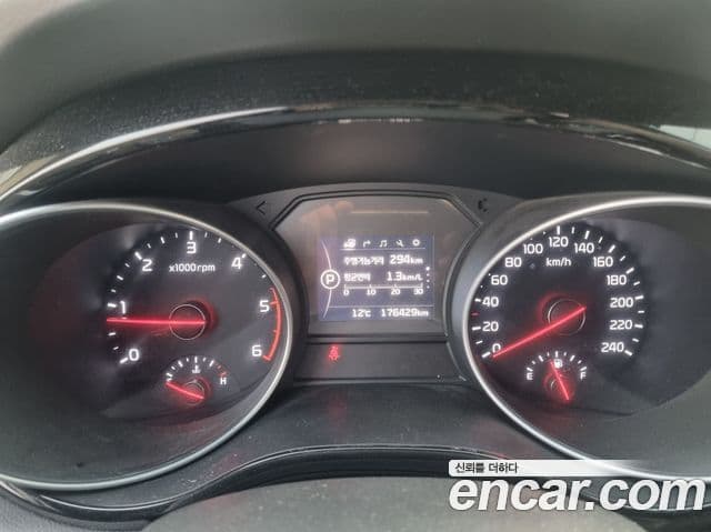 Kia All New Carnival Prestige, 2015 все фото