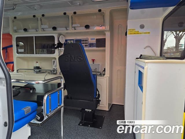 Hyundai 쏠라티 скорая помощь, 2016 8